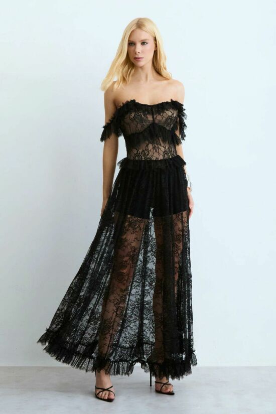 Imagem de Vestido Mídi Em Renda Com Detalhes Alças e Decote Preto Zen